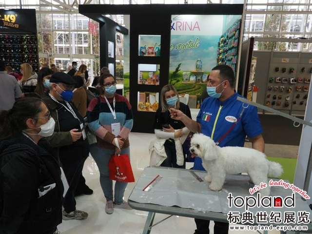 2023年意大利博洛尼亞國際寵物用品展（Zoomark International）是歐洲領先的寵物行業展覽會；將于2023年5月15-17 日在意大利博洛尼亞展覽中心舉辦。